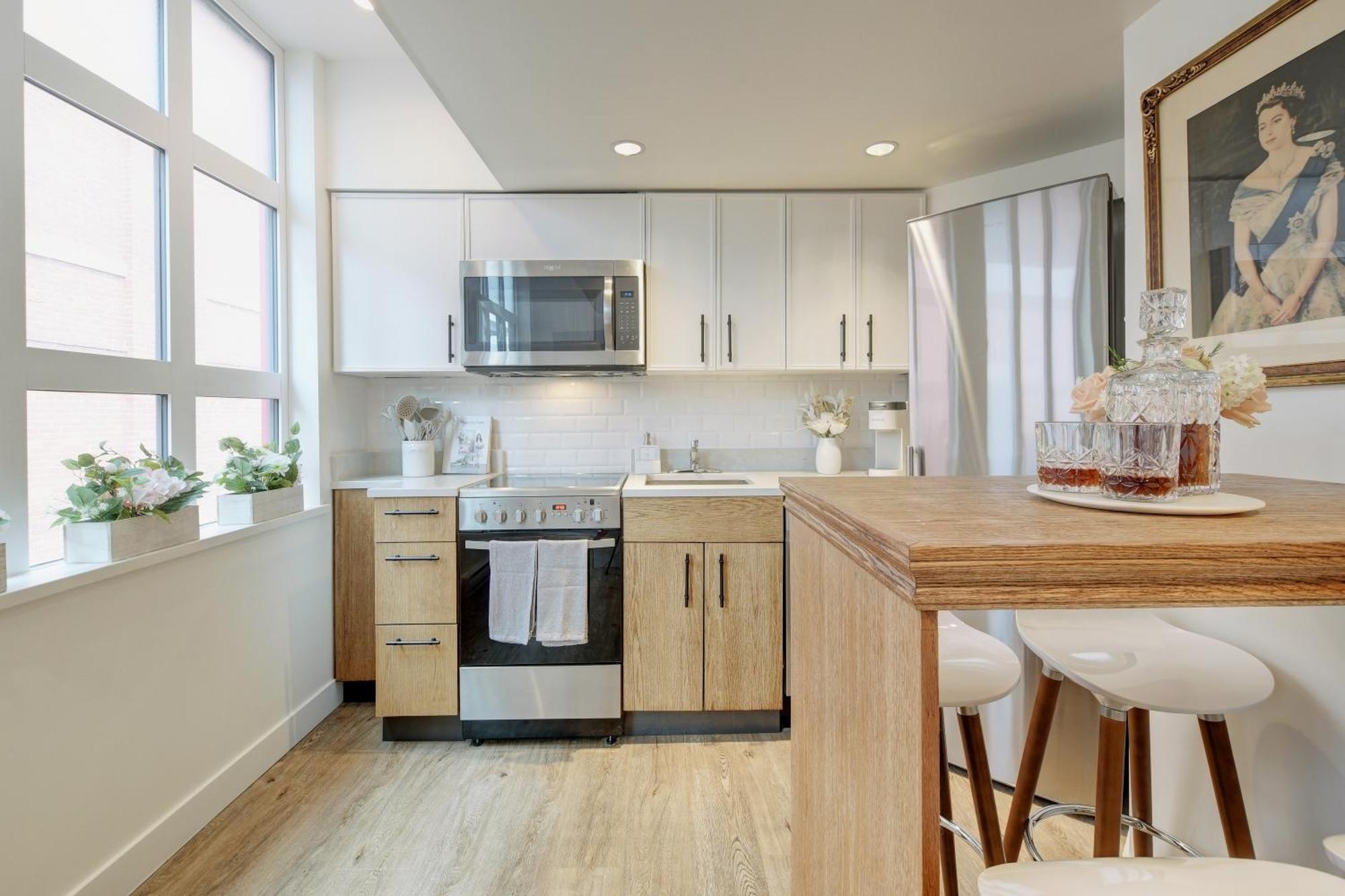 Victoria'S Parliamentary Suite With Private Rooftop Patio & Harbour View Exterior foto